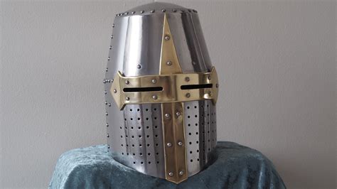 The Rube Full Helm: A Functional Artwork of the Medieval Era